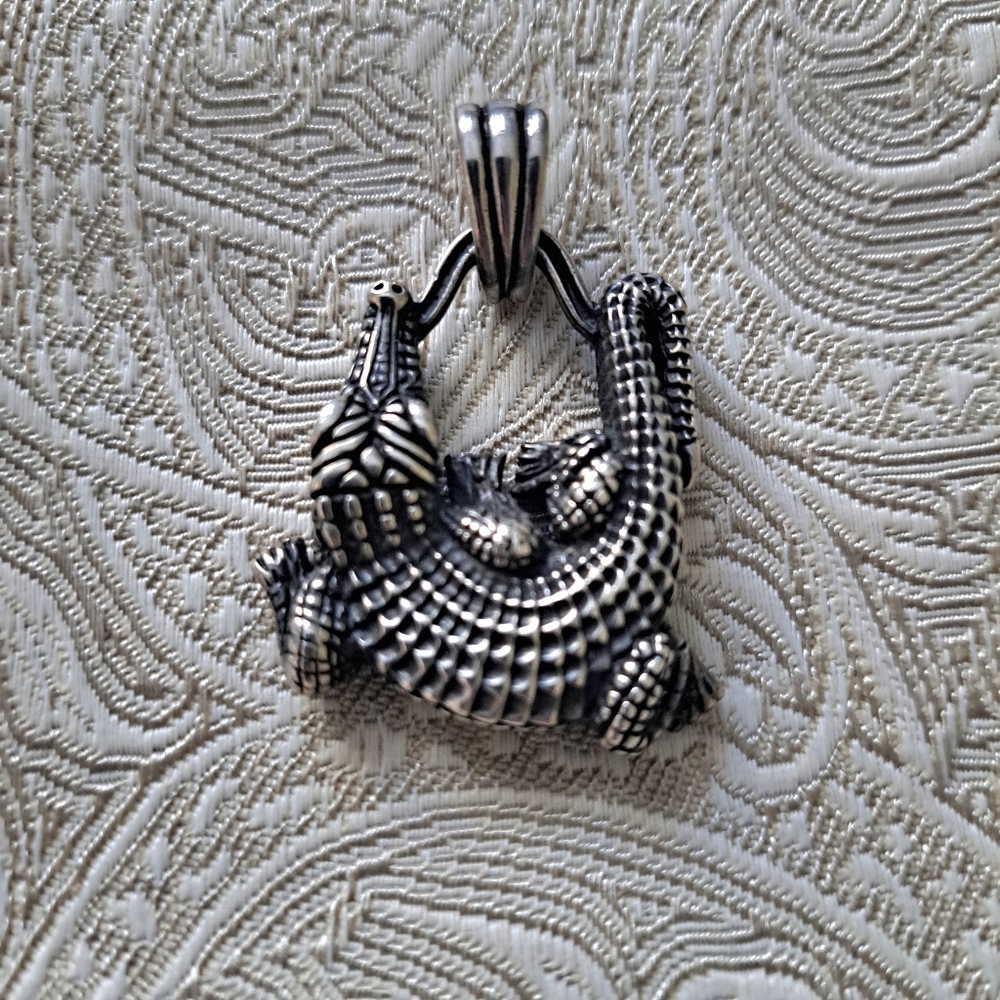 KIESELSTEIN CORD Sterling Silver Crocodile / Alligator Pendant